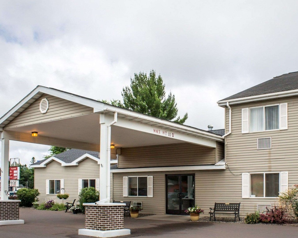 photo 1 of Quality Inn Ironwood