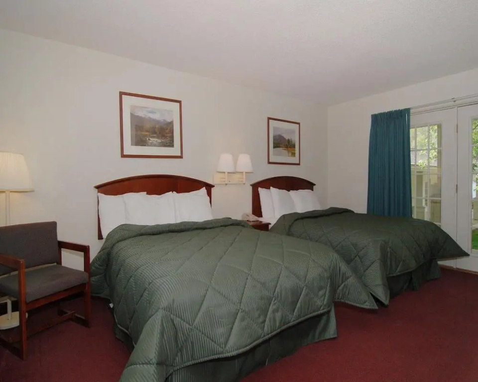 photo 1 of Comfort Inn On The River