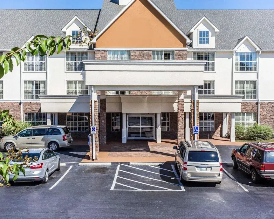 photo 1 of Comfort Inn & Suites Galleria