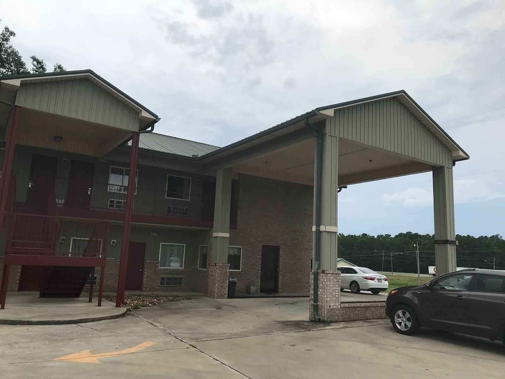 photo 1 of Country Hearth Inn and Suites - Piedmont