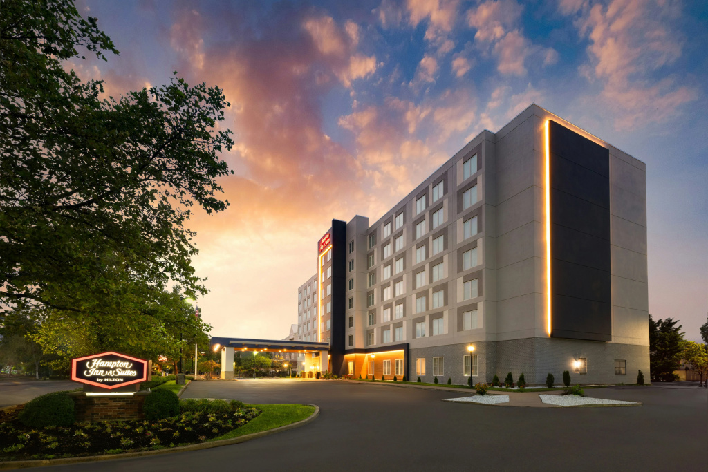 photo 1 of Hampton Inn & Suites Newark Airport Elizabeth