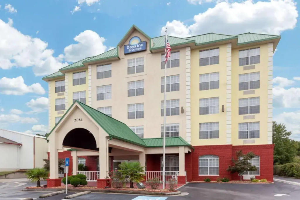 photo 1 of Country Inn & Suites By Carlson Northlake