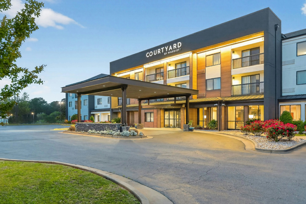 photo 1 of Courtyard by Marriott Albany