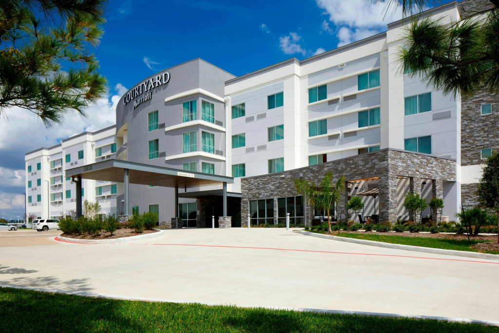 photo 1 of Courtyard by Marriott Houston Intercontinental Airport