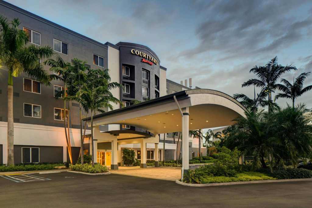 photo 1 of Courtyard by Marriott Miami West/ FL Turnpike