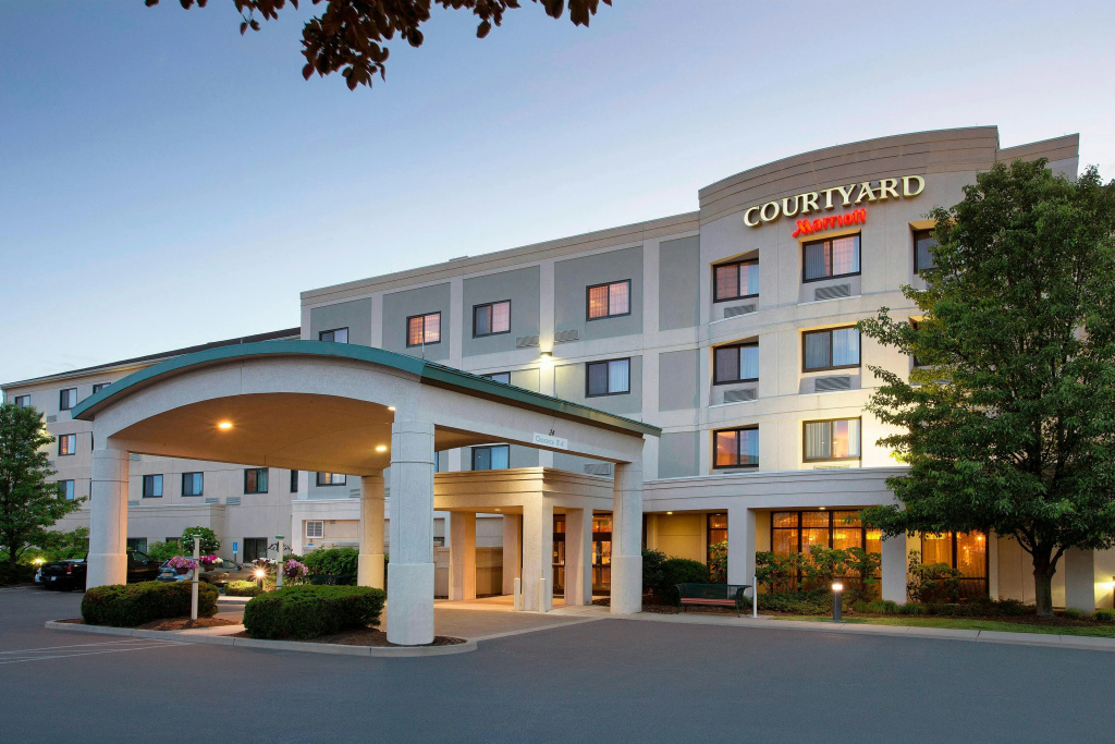 photo 1 of Courtyard by Marriott Middletown Goshen