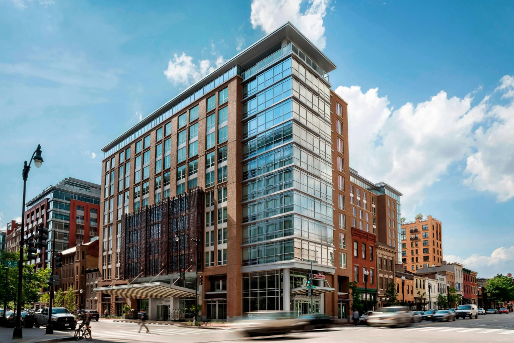 photo 1 of Courtyard by Marriott Washington Downtown/Convention Center