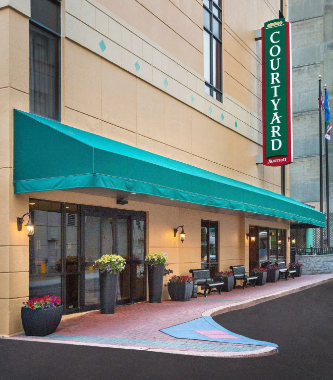 photo 1 of Courtyard by Marriott Wilmington Downtown