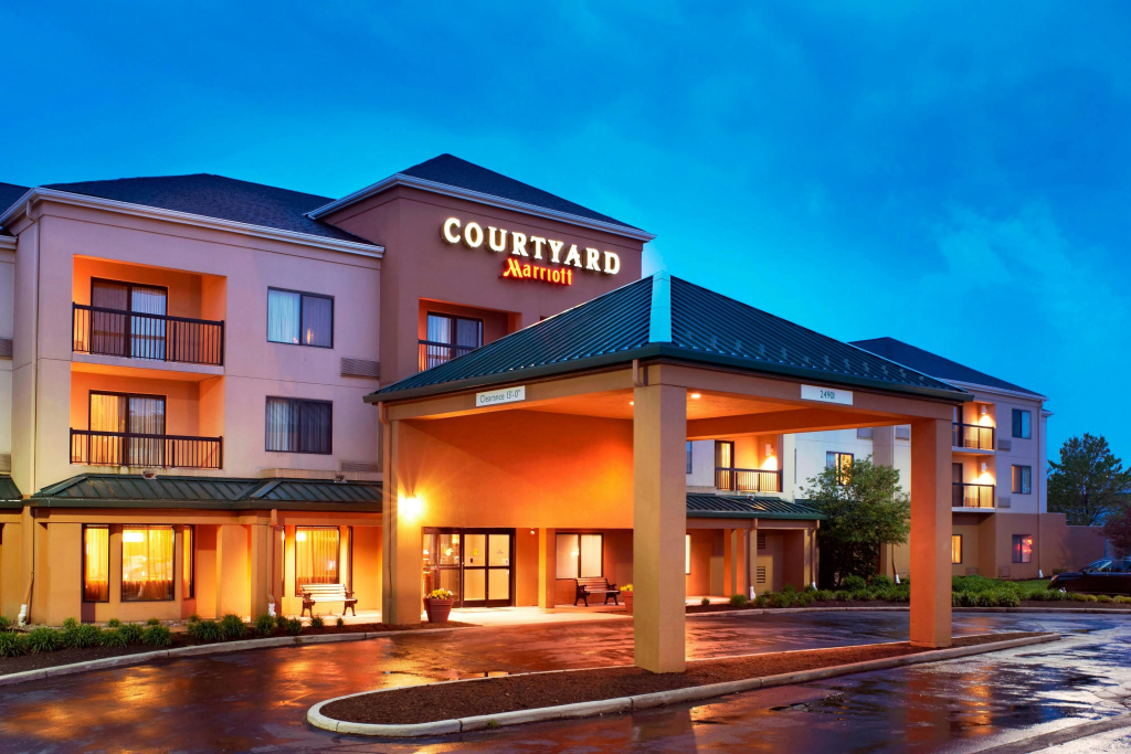 photo 1 of Courtyard by Marriott Cleveland Airport North