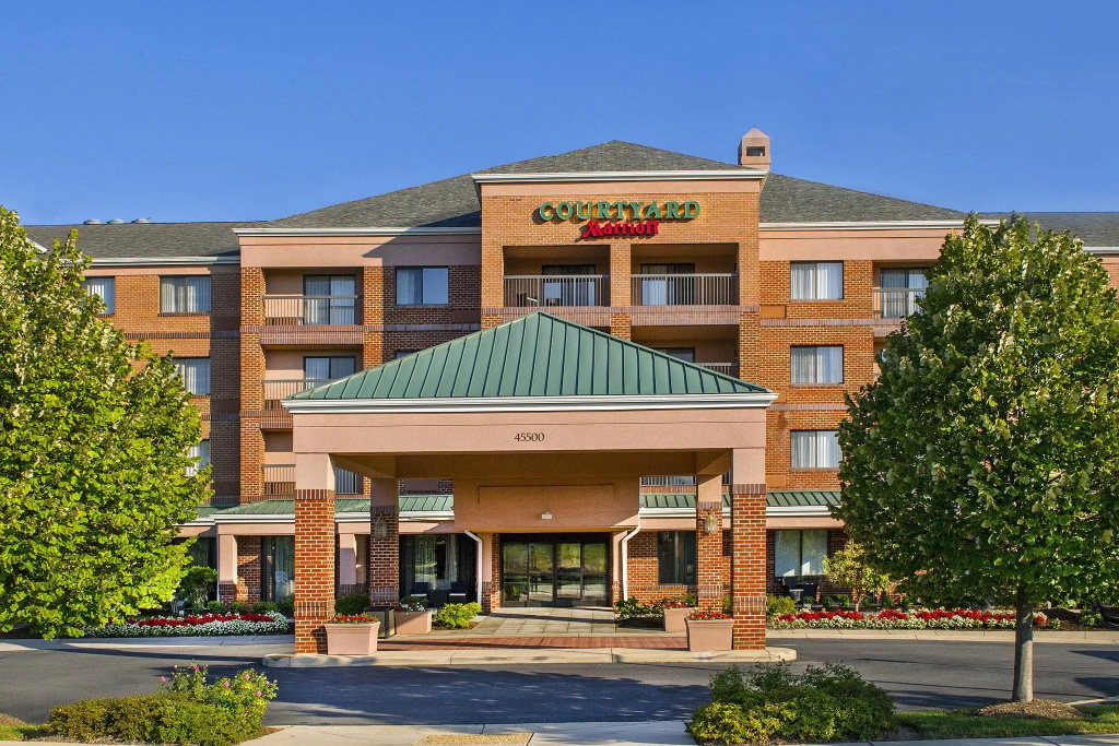 photo 1 of Courtyard by Marriott Dulles Town Center