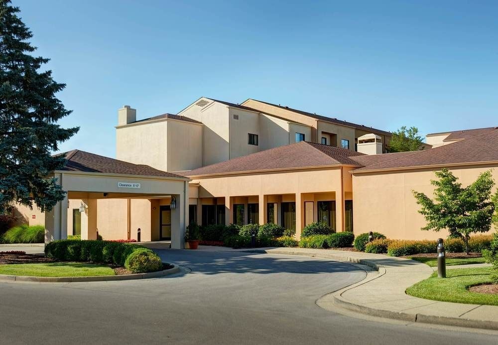 photo 1 of Courtyard Louisville East