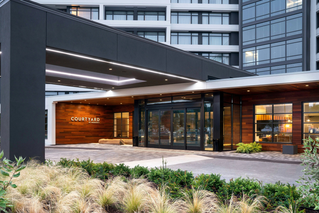 photo 1 of Courtyard by Marriott Seattle Downtown Lake Union
