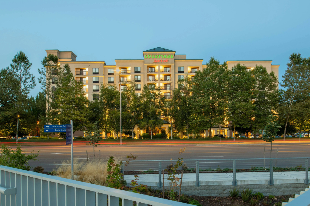 photo 1 of Courtyard by Marriott Seattle Sea-Tac Area
