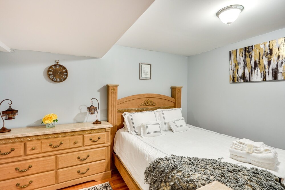 photo 1 of Cozy Albany Vacation Rental ~ 5 Mi to Downtown!