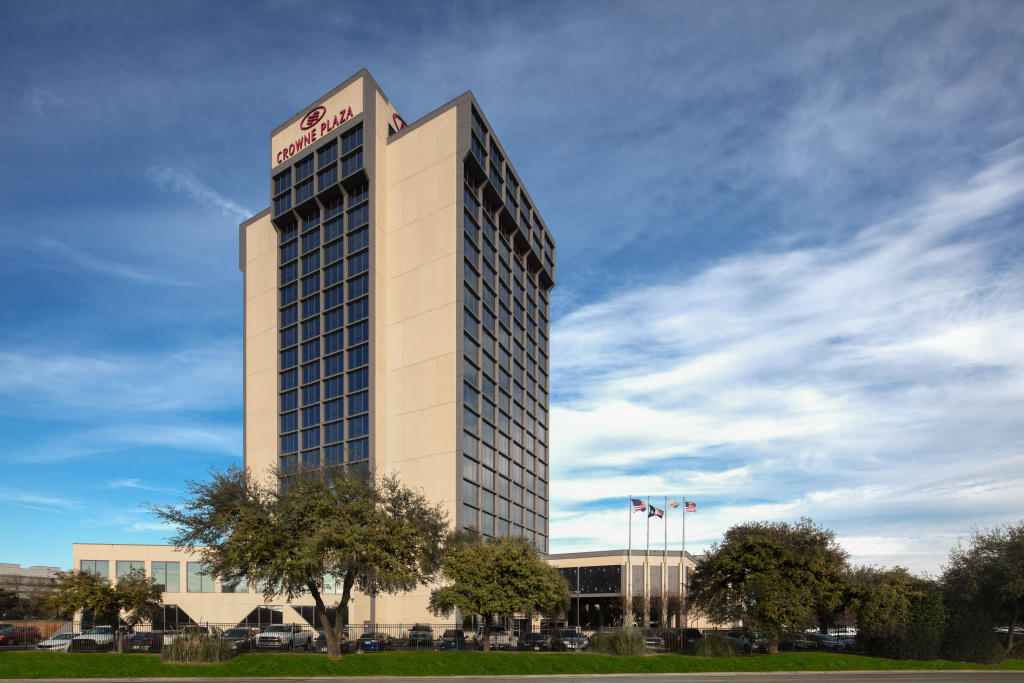 photo 1 of Crowne Plaza Dallas Market Ctr - Love Field by IHG