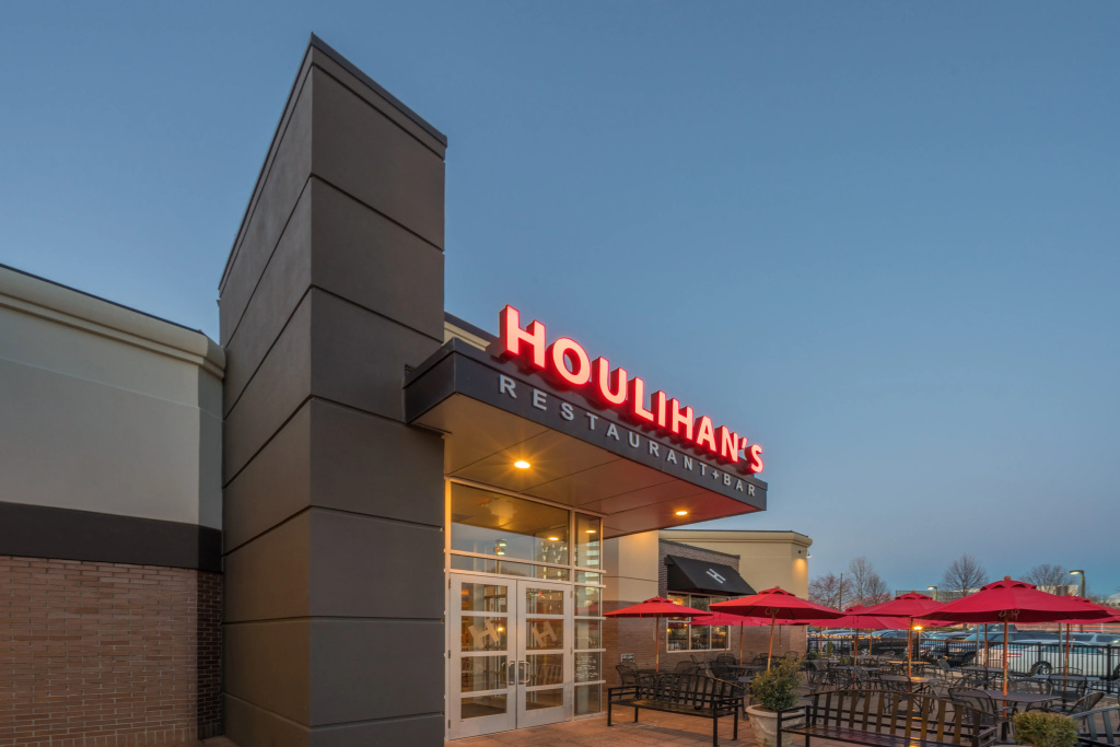 photo 1 of Crowne Plaza Dulles Airport by IHG