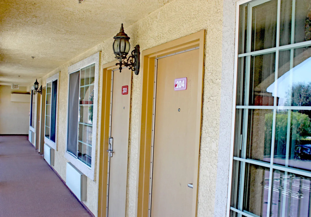photo 1 of Crystal Inn Suites & Spas