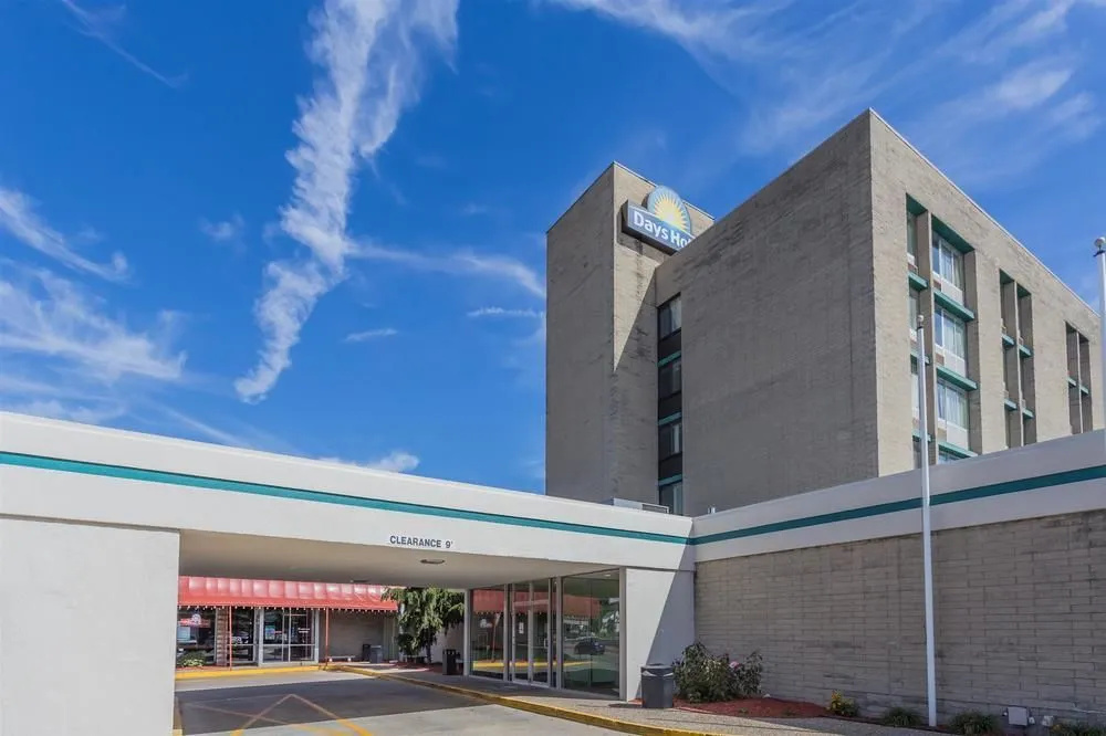 photo 1 of Days Hotel By Wyndham Danville Conference Center