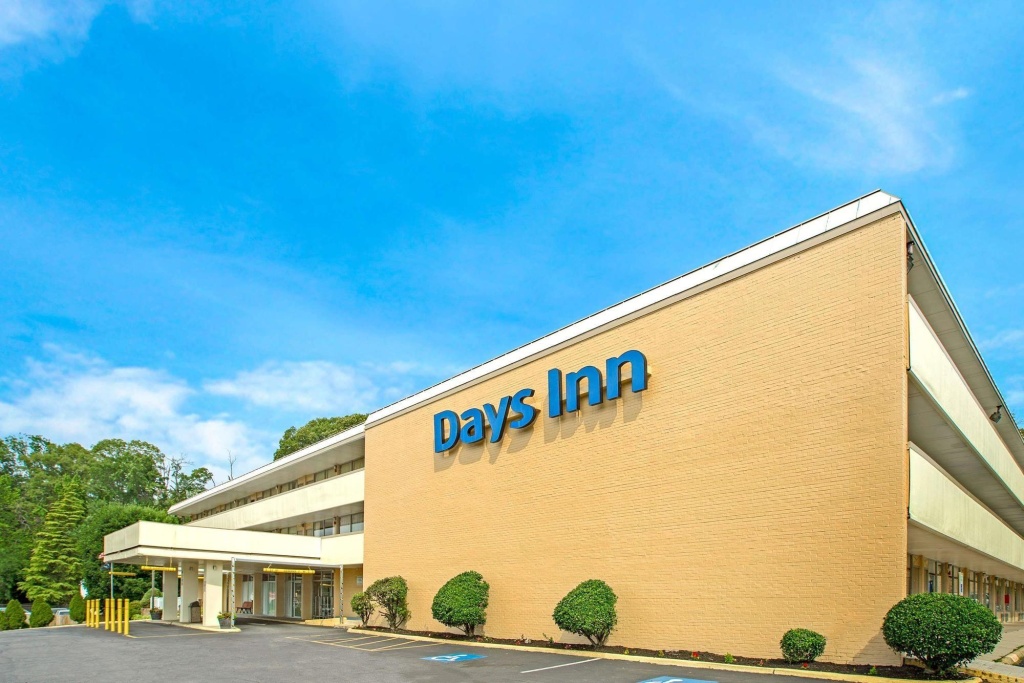 photo 1 of Days Inn by Wyndham Alexandria South
