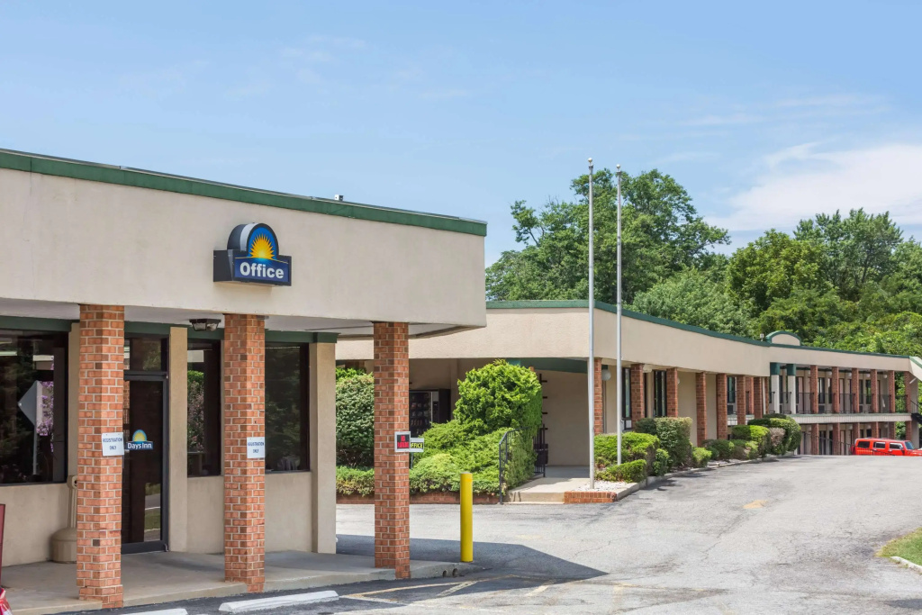 photo 1 of Days Inn by Wyndham Bedford