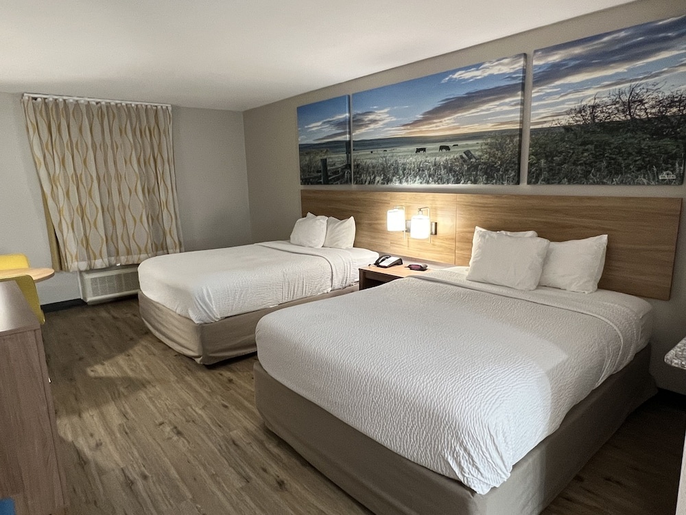 photo 1 of Days Inn Dallas Plano