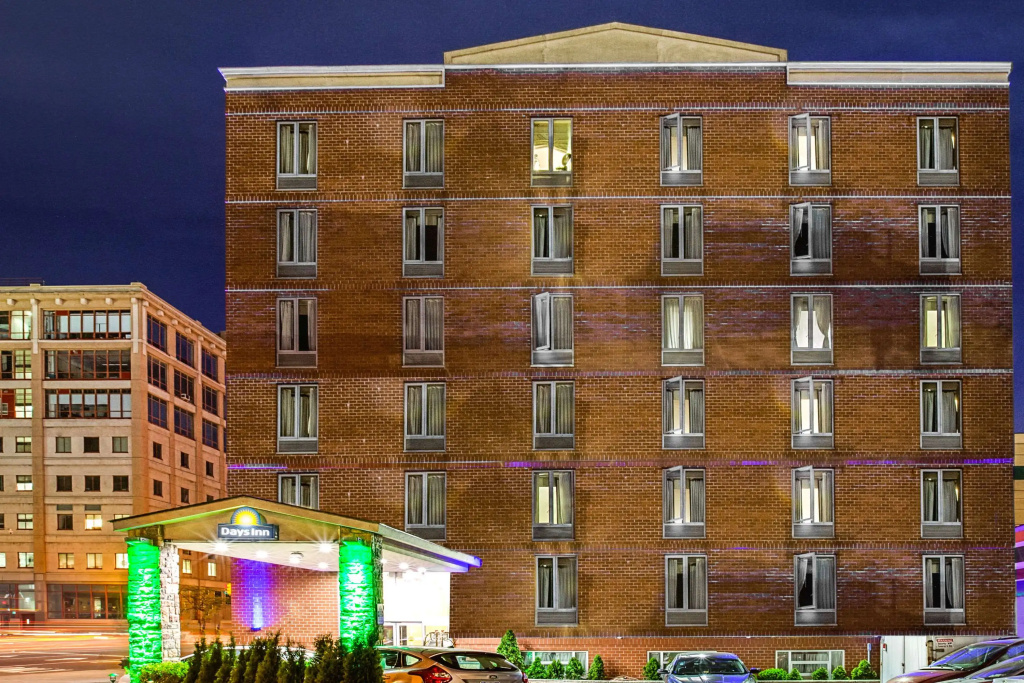 photo 1 of Days Inn by Wyndham Long Island City