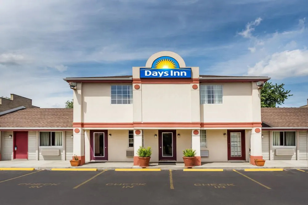 photo 1 of Days Inn Plymouth
