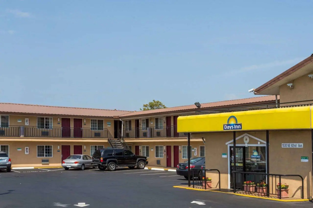 photo 1 of Days Inn by Wyndham Portland Central