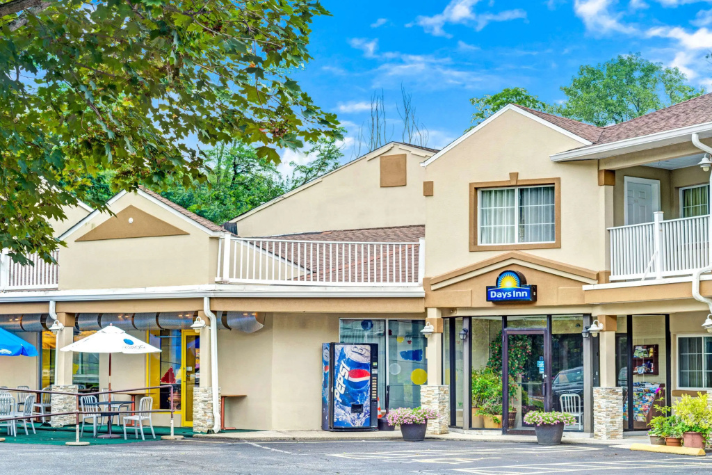 photo 1 of Days Inn by Wyndham Ridgefield