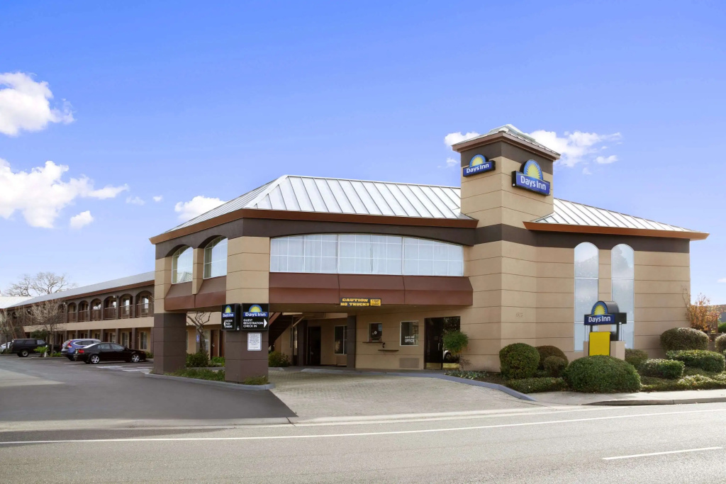 photo 1 of Days Inn by Wyndham Rocklin/Sacramento