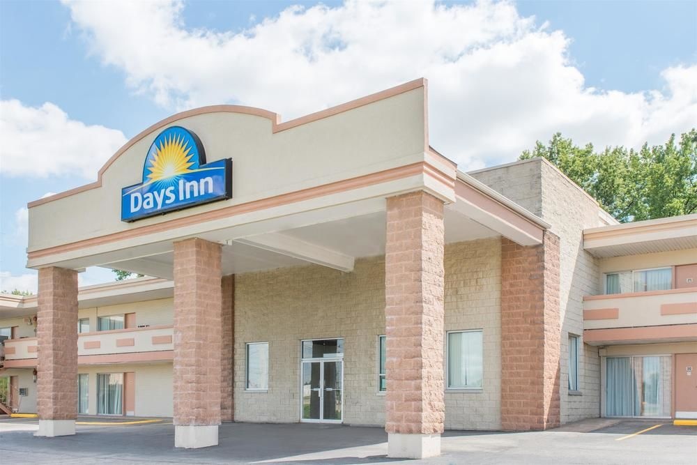 photo 1 of Days Inn St. Louis North