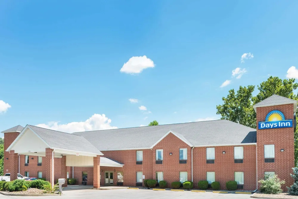 photo 1 of Days Inn St Peters/st Charles