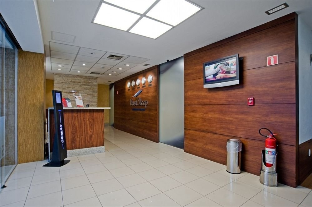 photo 1 of Detroit Airport Plaza Hotel & Suites