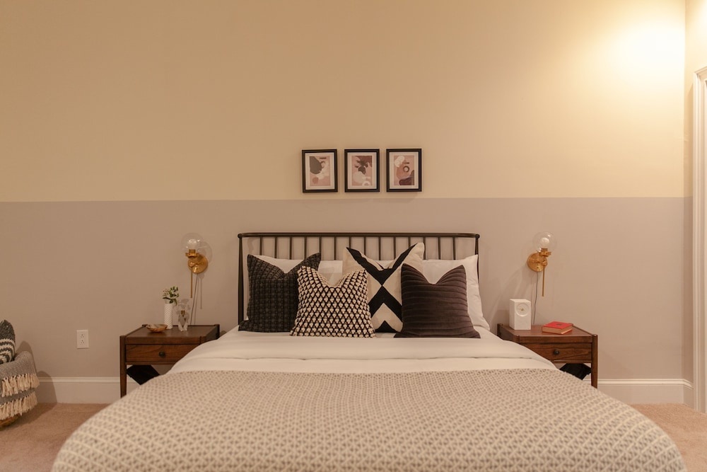 photo 1 of Domio I Old City I Chic 1 BR Apt Near Liberty Bell