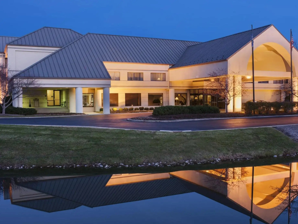 photo 1 of Homewood Suites by Hilton Indianapolis Carmel