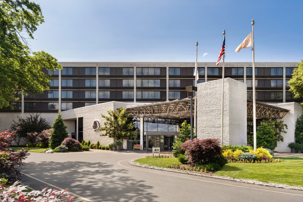 photo 1 of Doubletree by Hilton Somerset Hotel and Conference Center