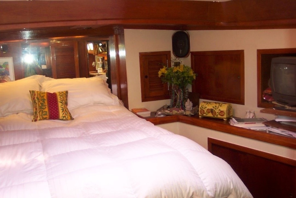 photo 1 of Dream Lover Boat and Breakfast