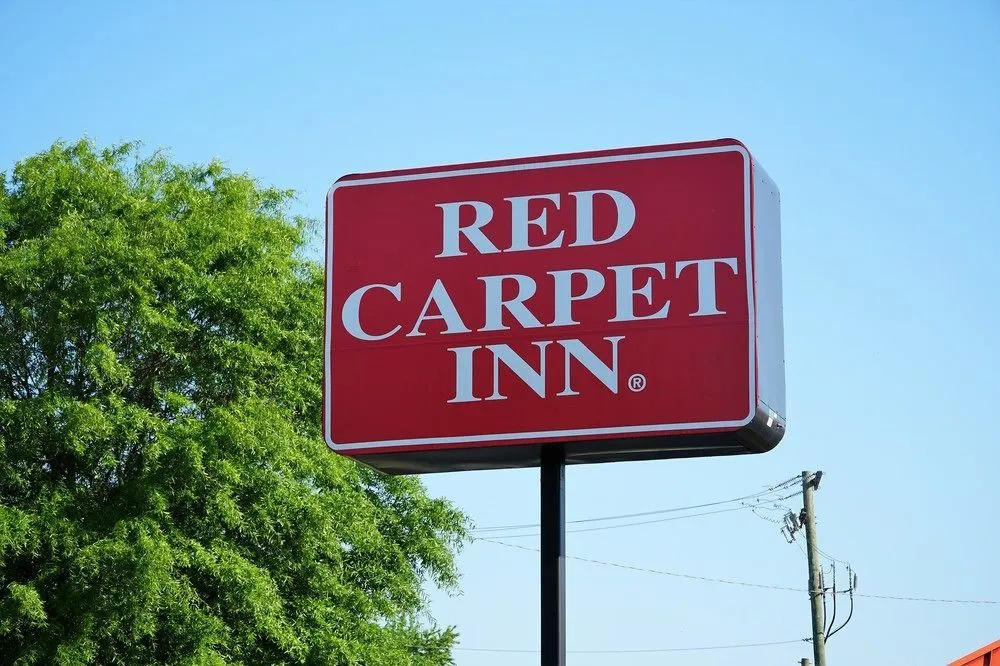 photo 1 of Econo Lodge King's Dominion - South