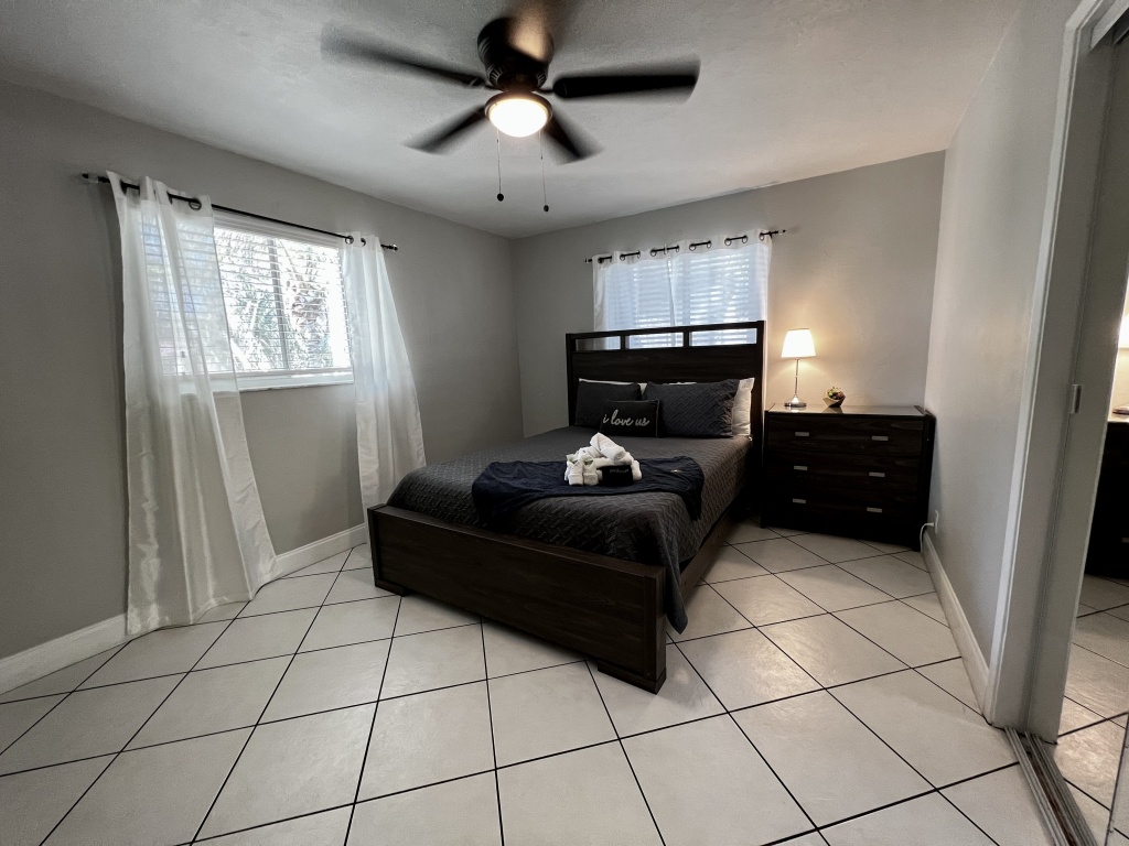 photo 1 of Edgewood Main in Dania Beach