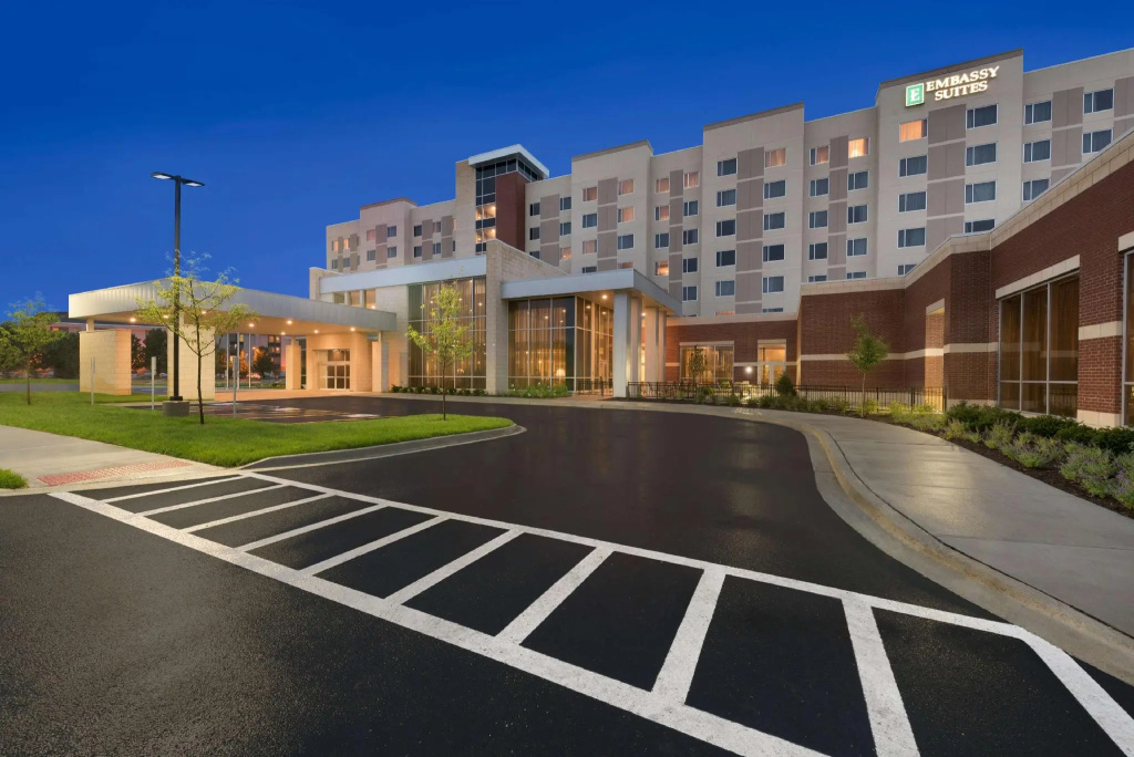 photo 1 of Embassy Suites by Hilton Chicago Naperville