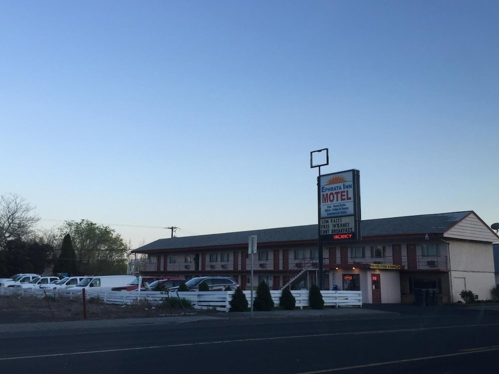 photo 1 of Ephrata Inn Motel