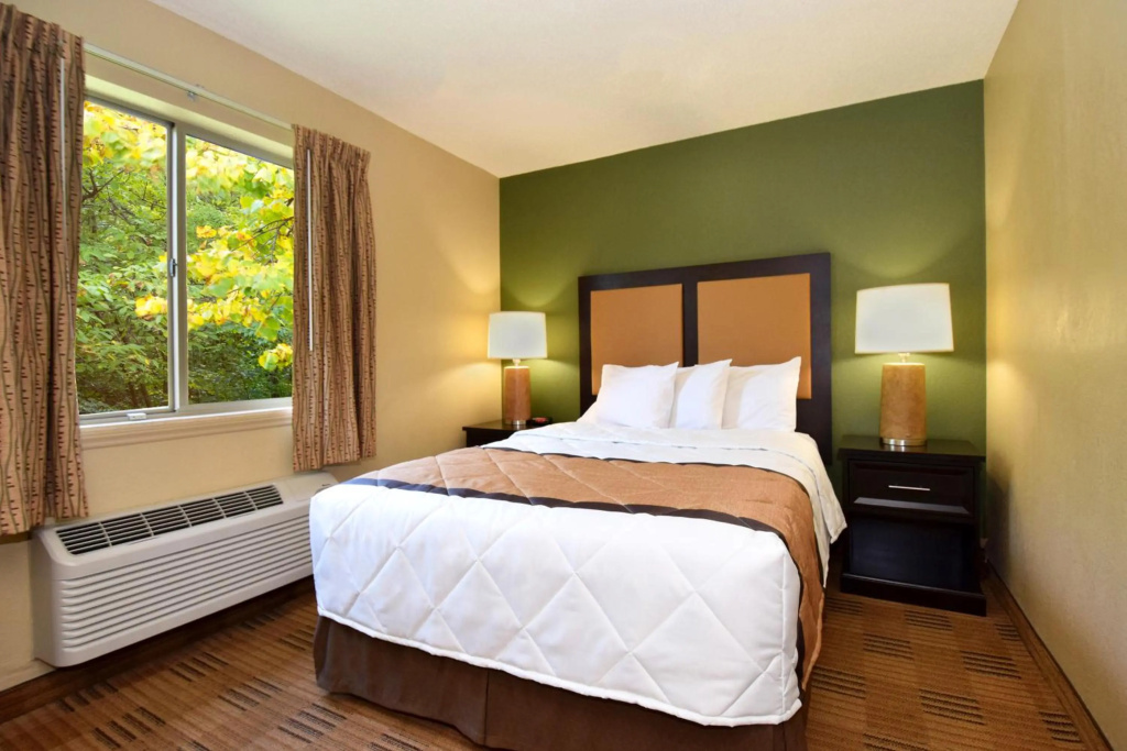 photo 1 of Extended Stay America Select Suites Dallas Farmers Branch