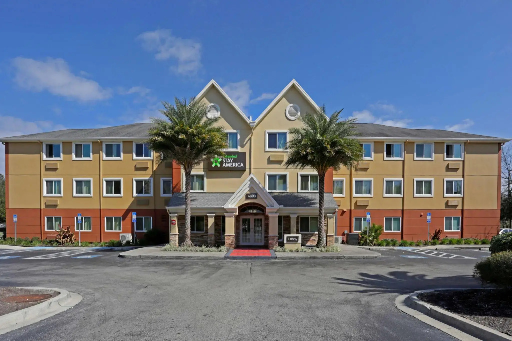 photo 1 of Southpoint Suites Jacksonville