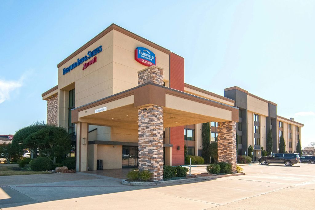 photo 1 of Fairfield Inn & Suites Dallas DFW Airport South/Irving