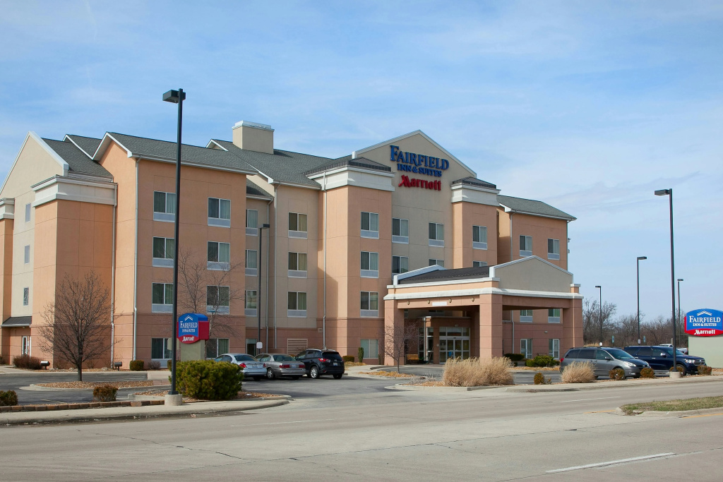 photo 1 of Fairfield Inn & Suites by Marriott Mt. Vernon Rend Lake