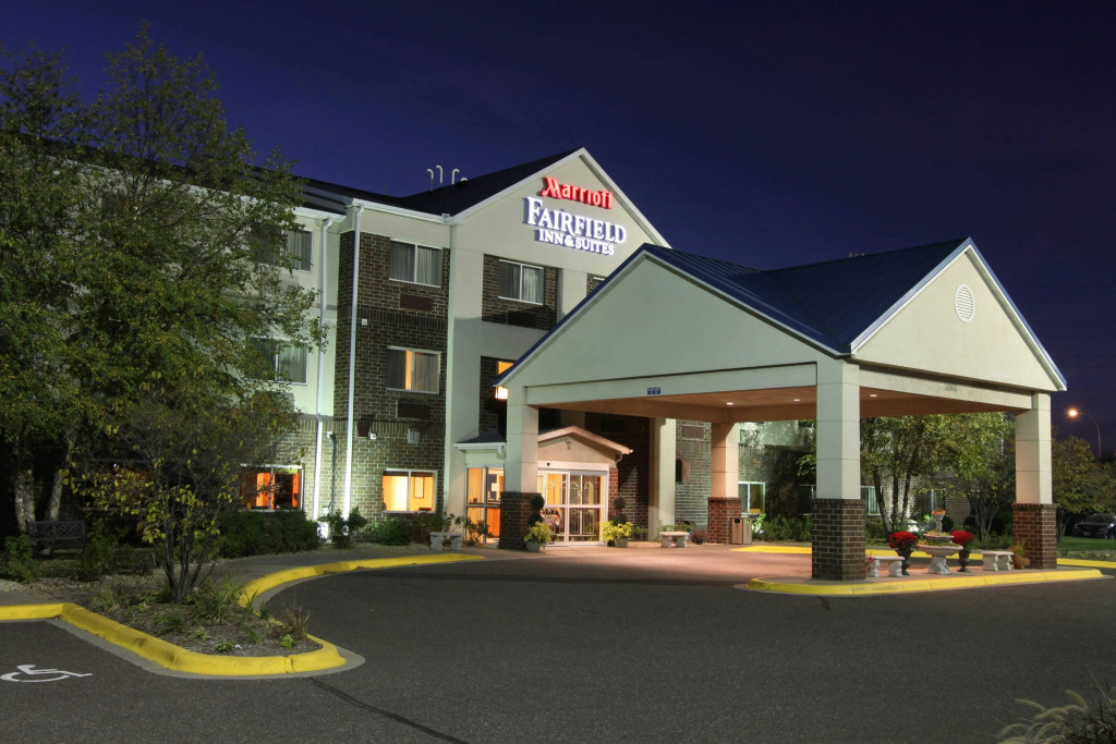 photo 1 of Fairfield Inn & Suites Minneapolis St. Paul / Roseville