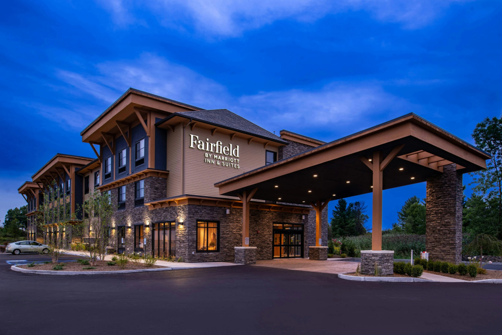 photo 1 of Fairfield Inn & Suites by Marriott Canton