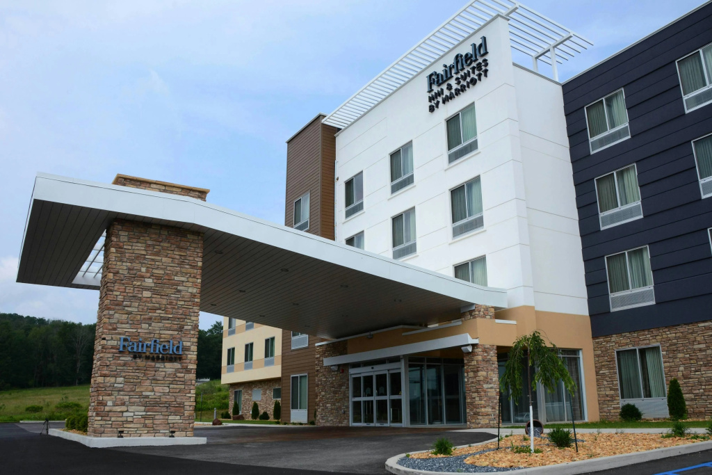 photo 1 of Fairfield Inn & Suites by Marriott Somerset