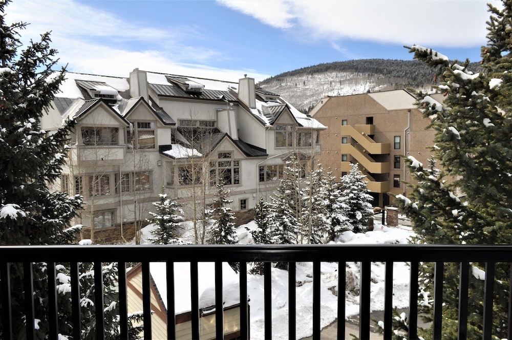 photo 1 of Fox Pine Lodge 4 Bed 4 Bath Condo