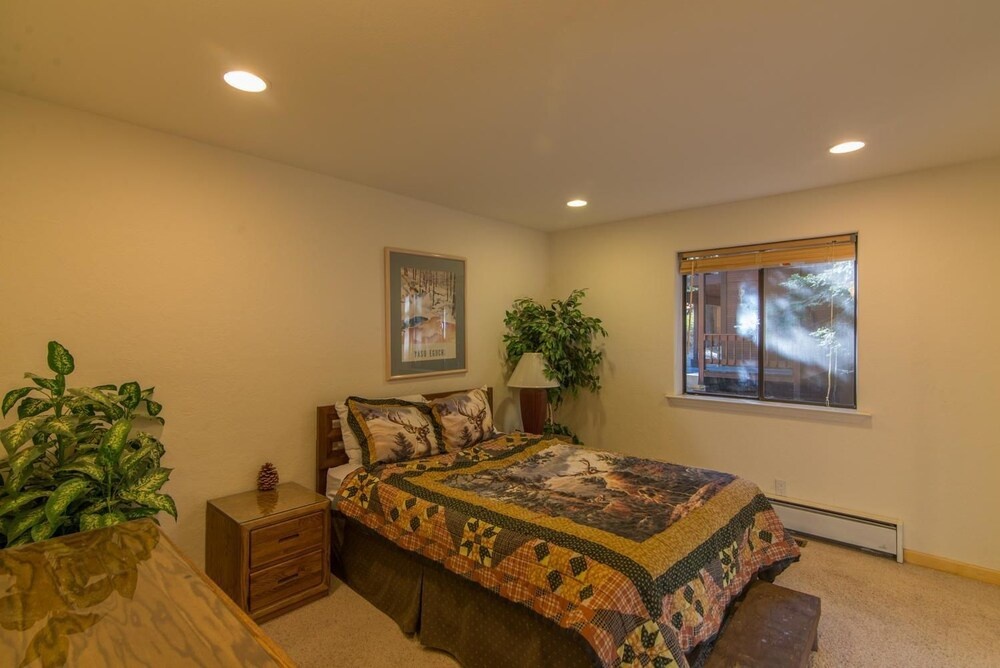 photo 1 of Gamara 3 Bedroom Holiday Home By Tahoe Truckee